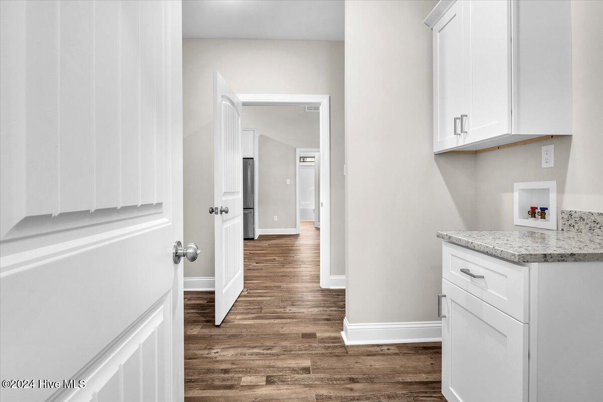 100479433 | Photo 45