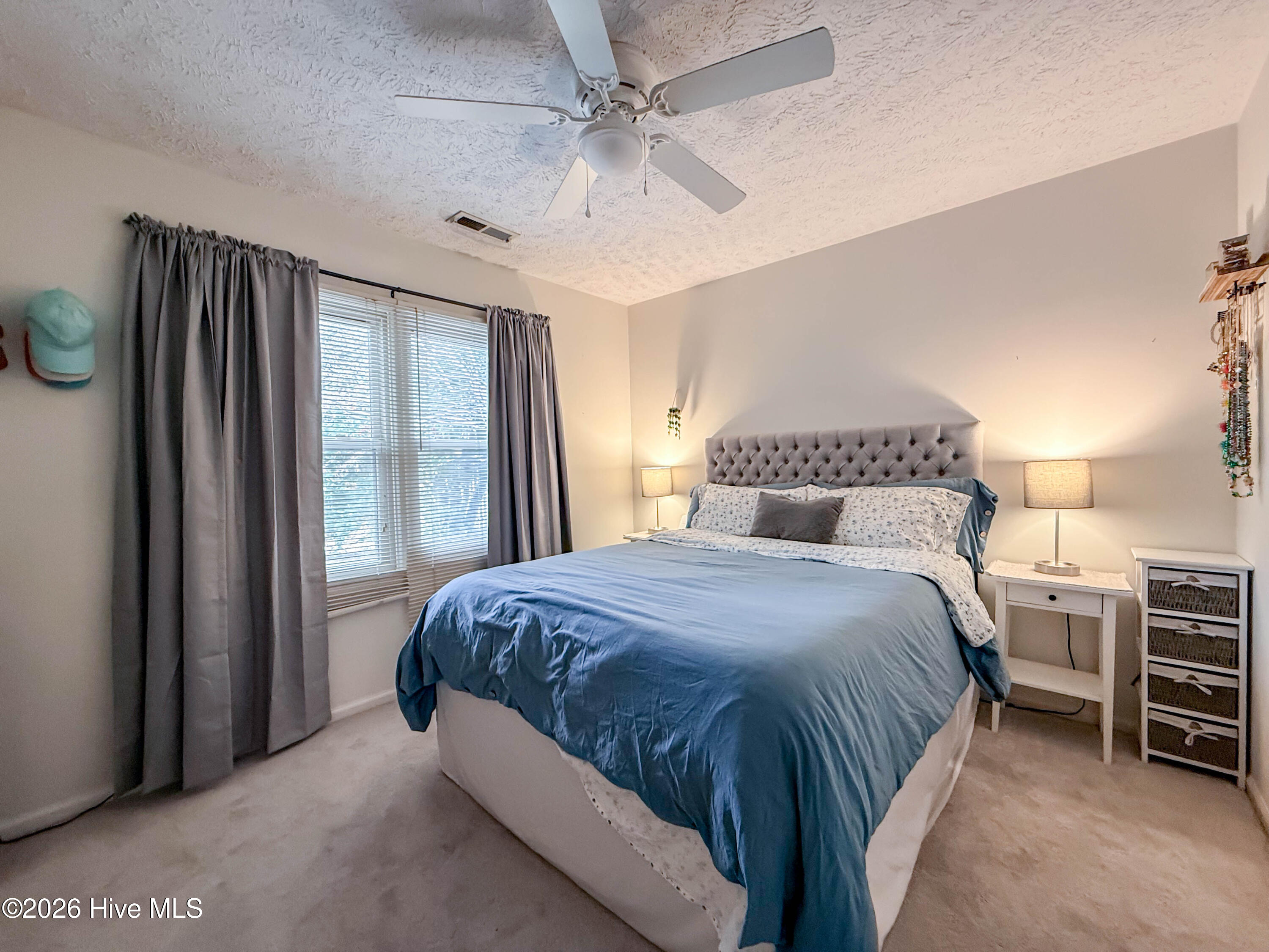 100556502 | Photo 20