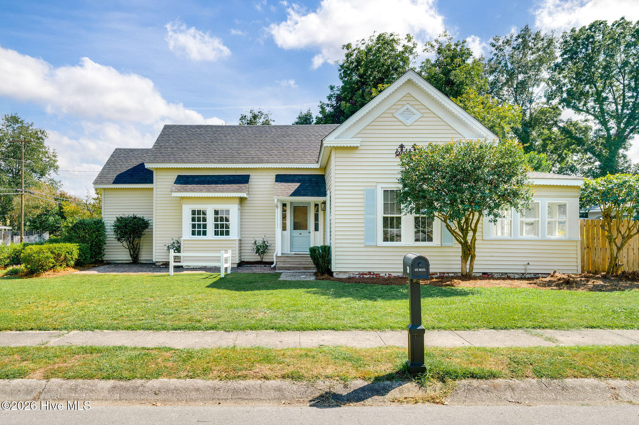 Single family home for sale at 130 E Main St, Rose Hill, NC 28458 | MLS# 100603805