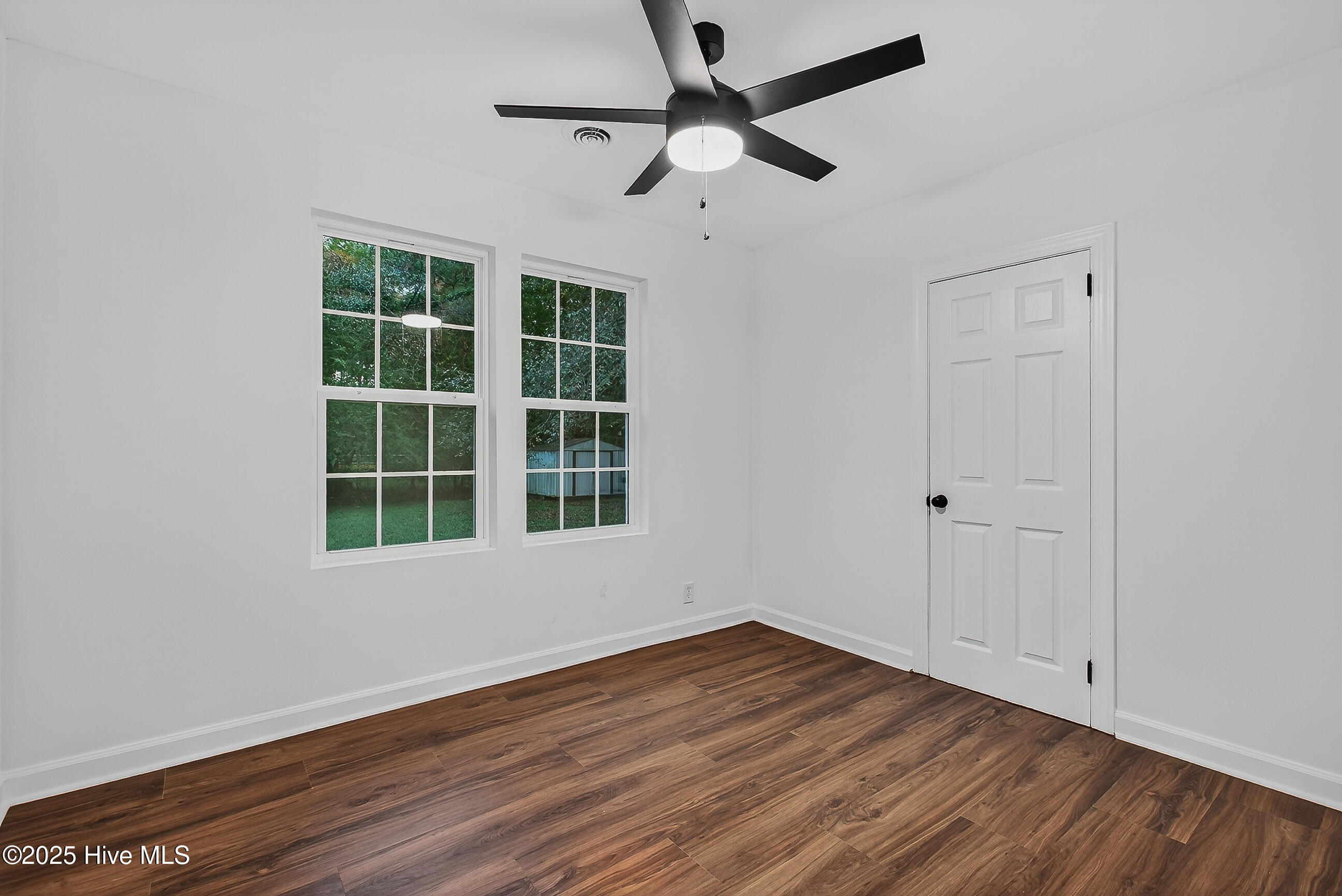 100534071 | Photo 22