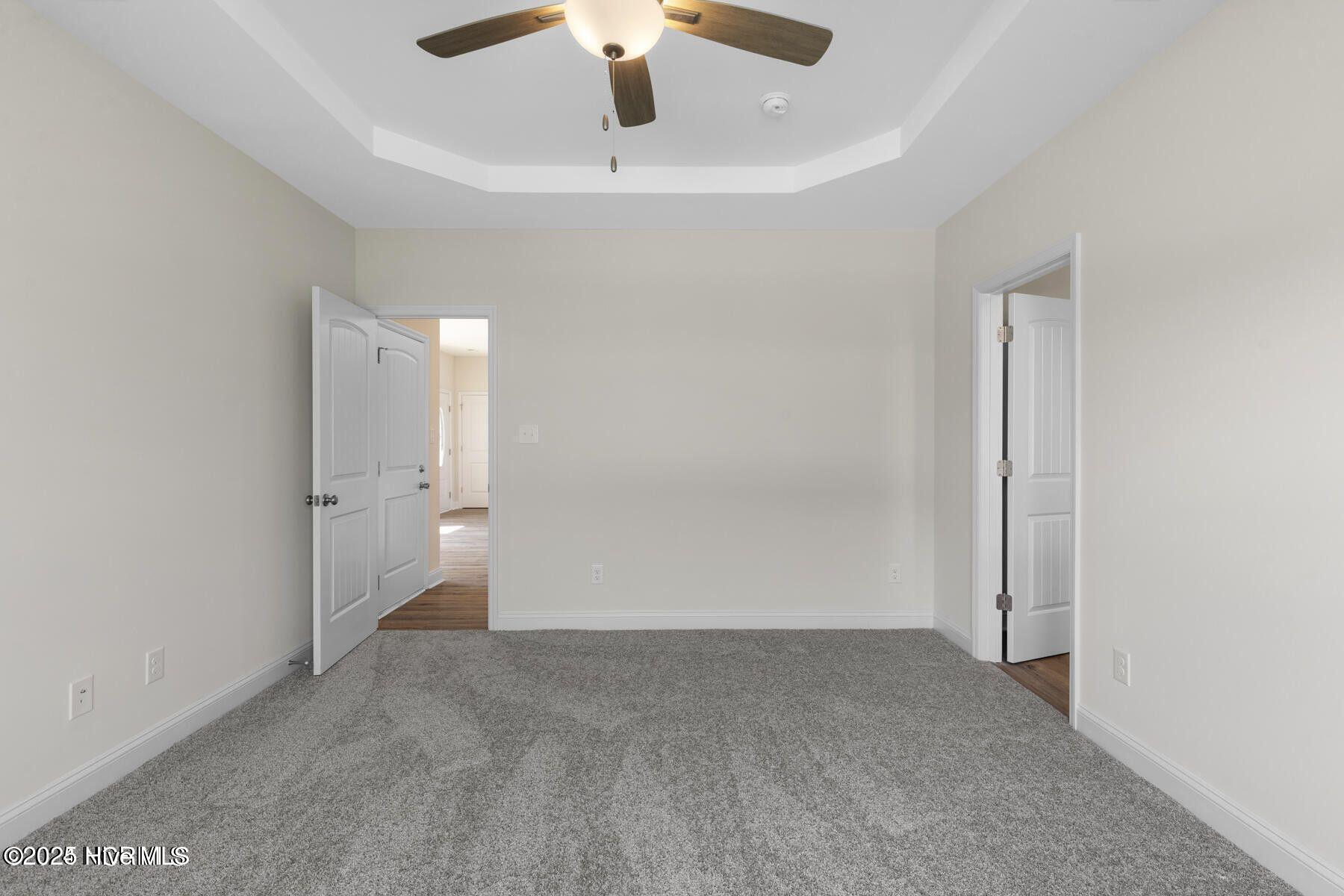 100541330 | Photo 13