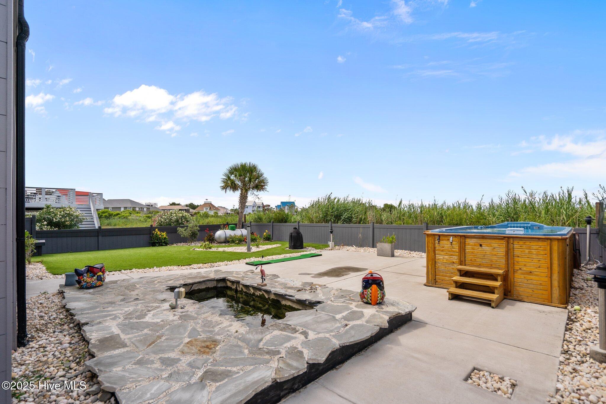 100514029 | Photo 76