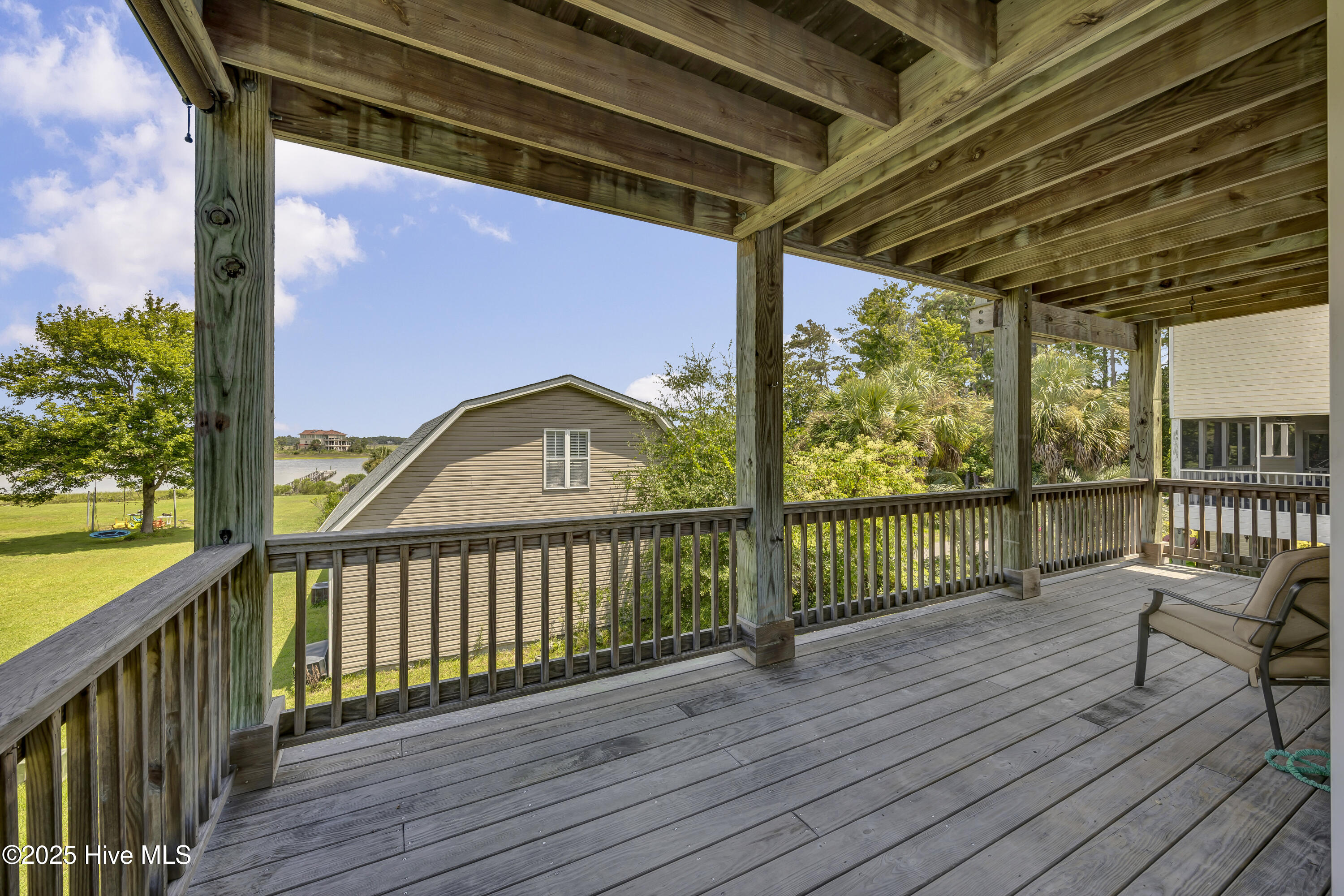 100522318 | Photo 28