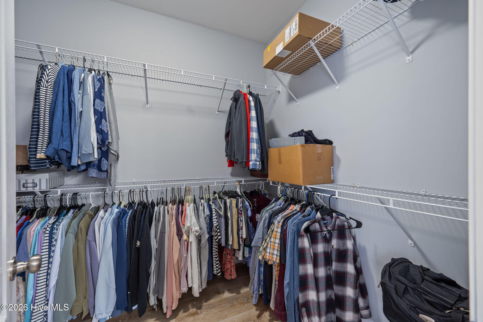 100552744 | Photo 22