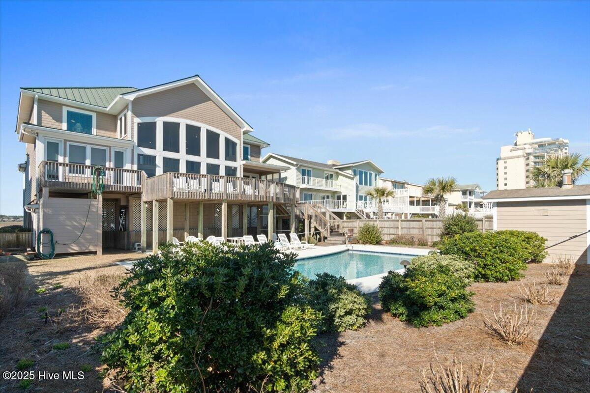 100491372 | Photo 111