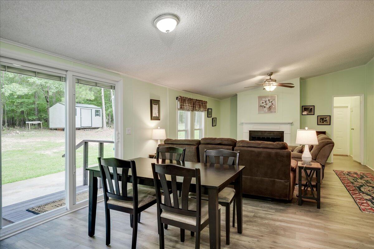 1755 Comanche Circle
