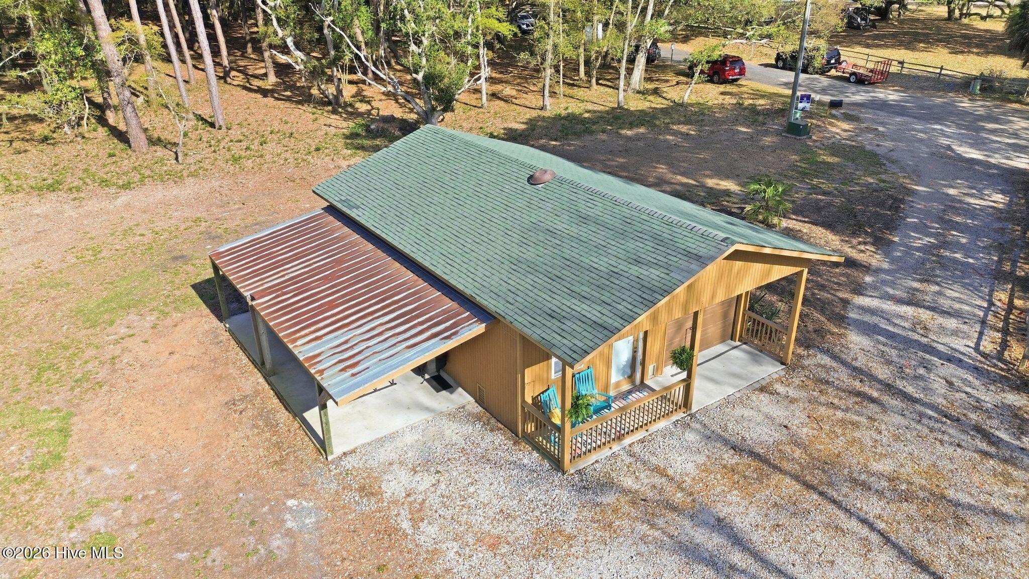 100565055 | Photo 76