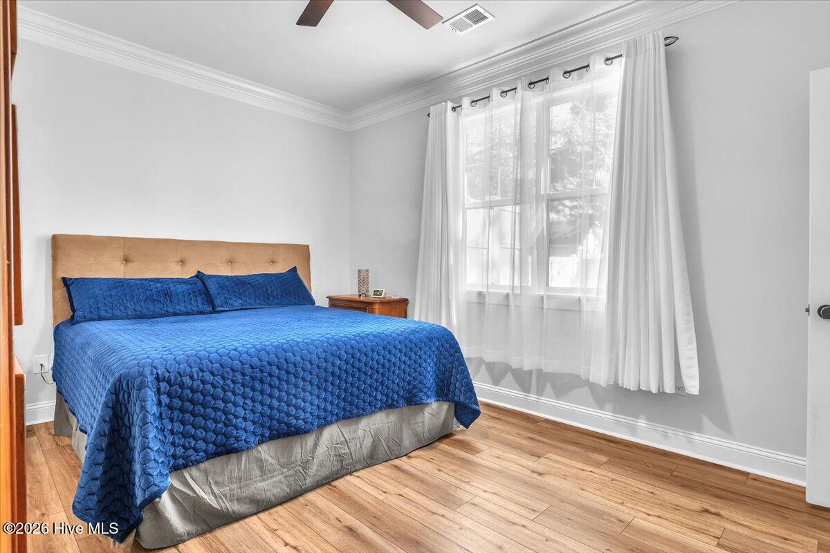 100552263 | Photo 18