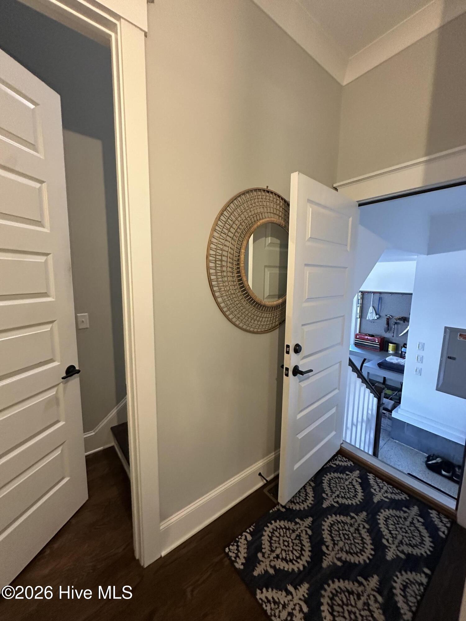 100562108 | Photo 37