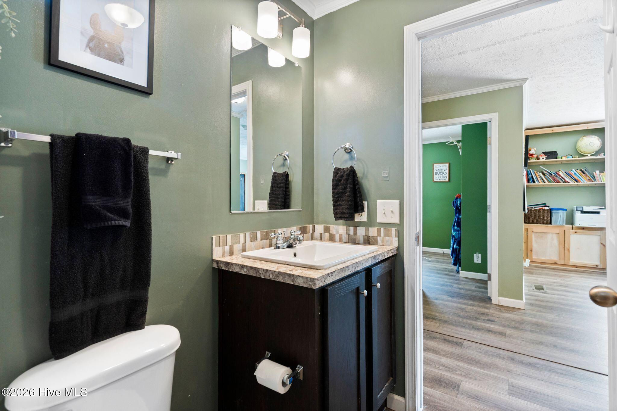 100559666 | Photo 36