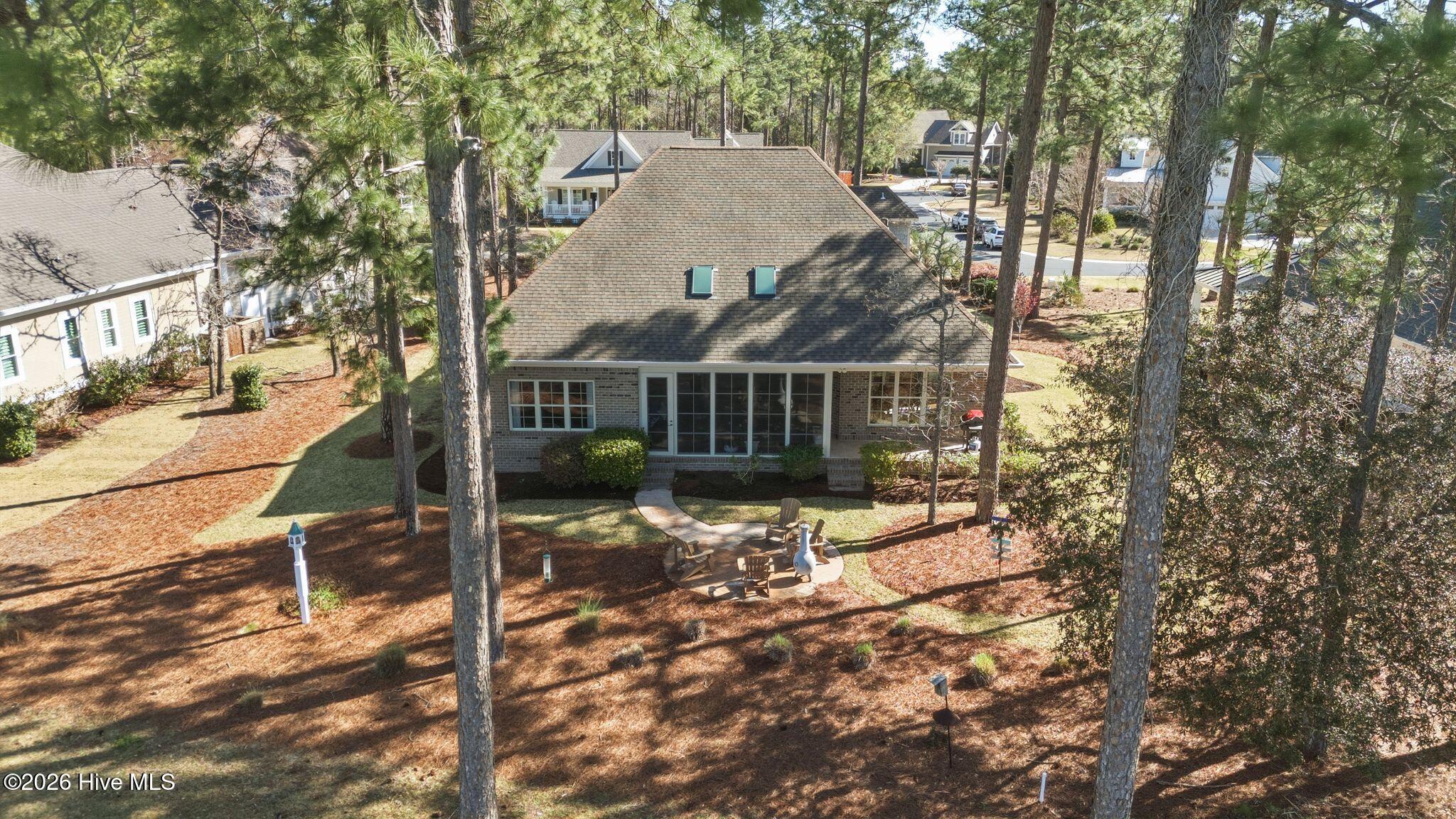 100564432 | Photo 92