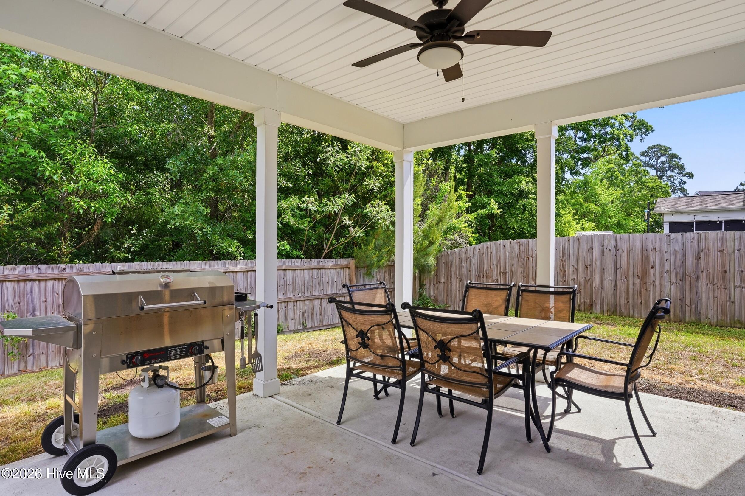 100570398 | Photo 27