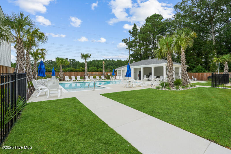 100524172 | Photo 14