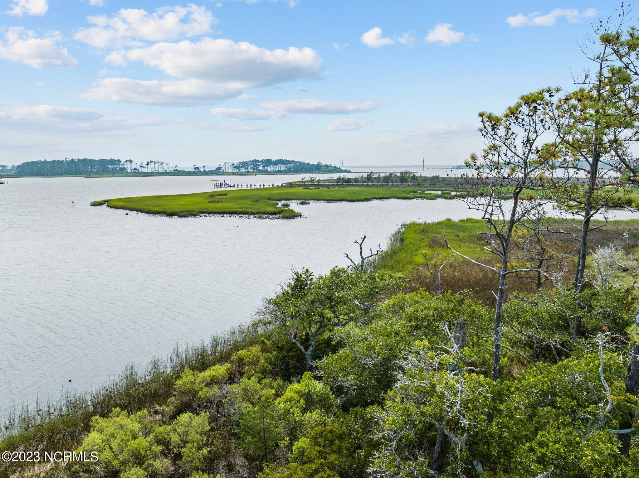 211 Leeward Lane,Beaufort