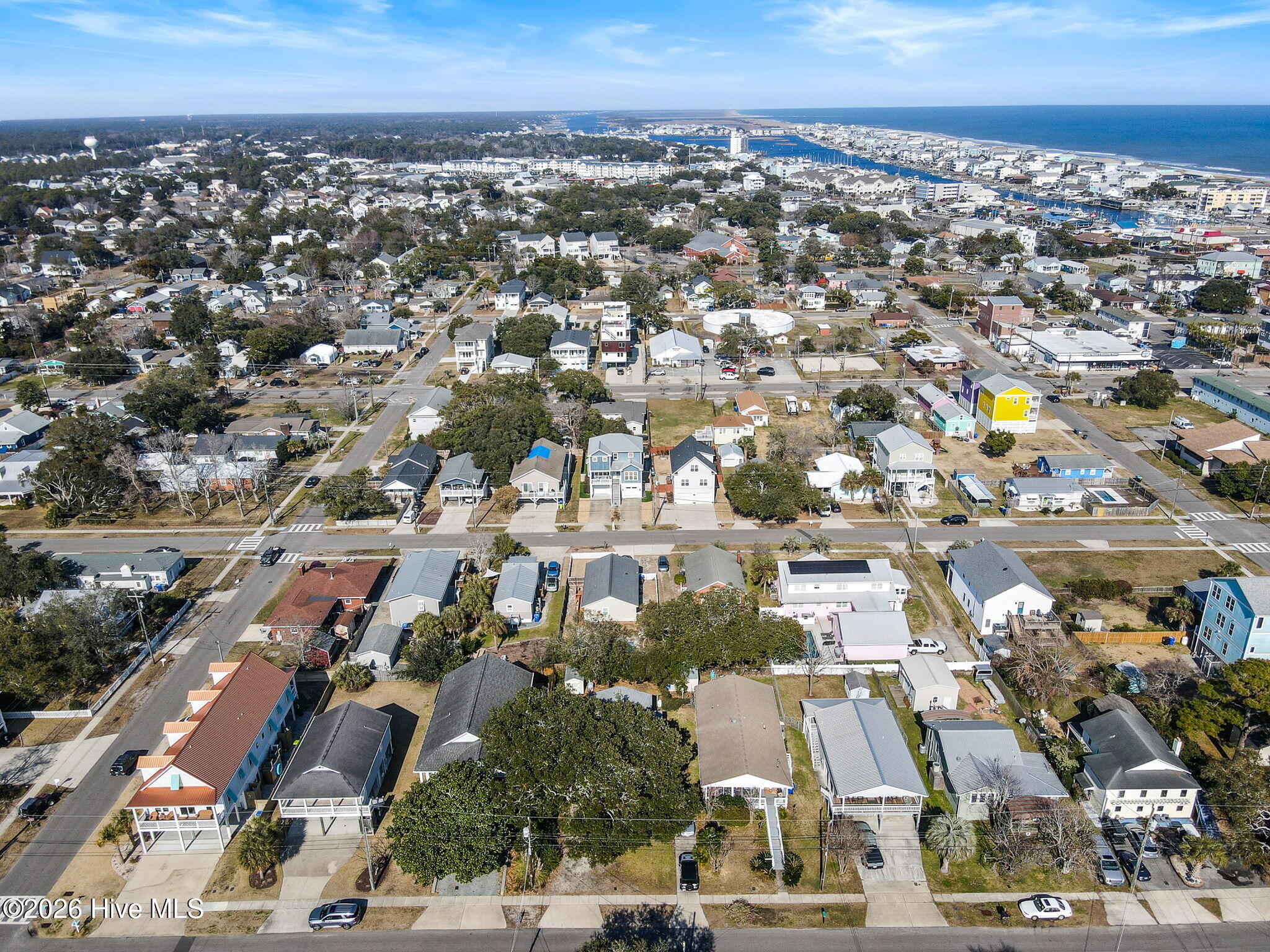 100557713 | Photo 41