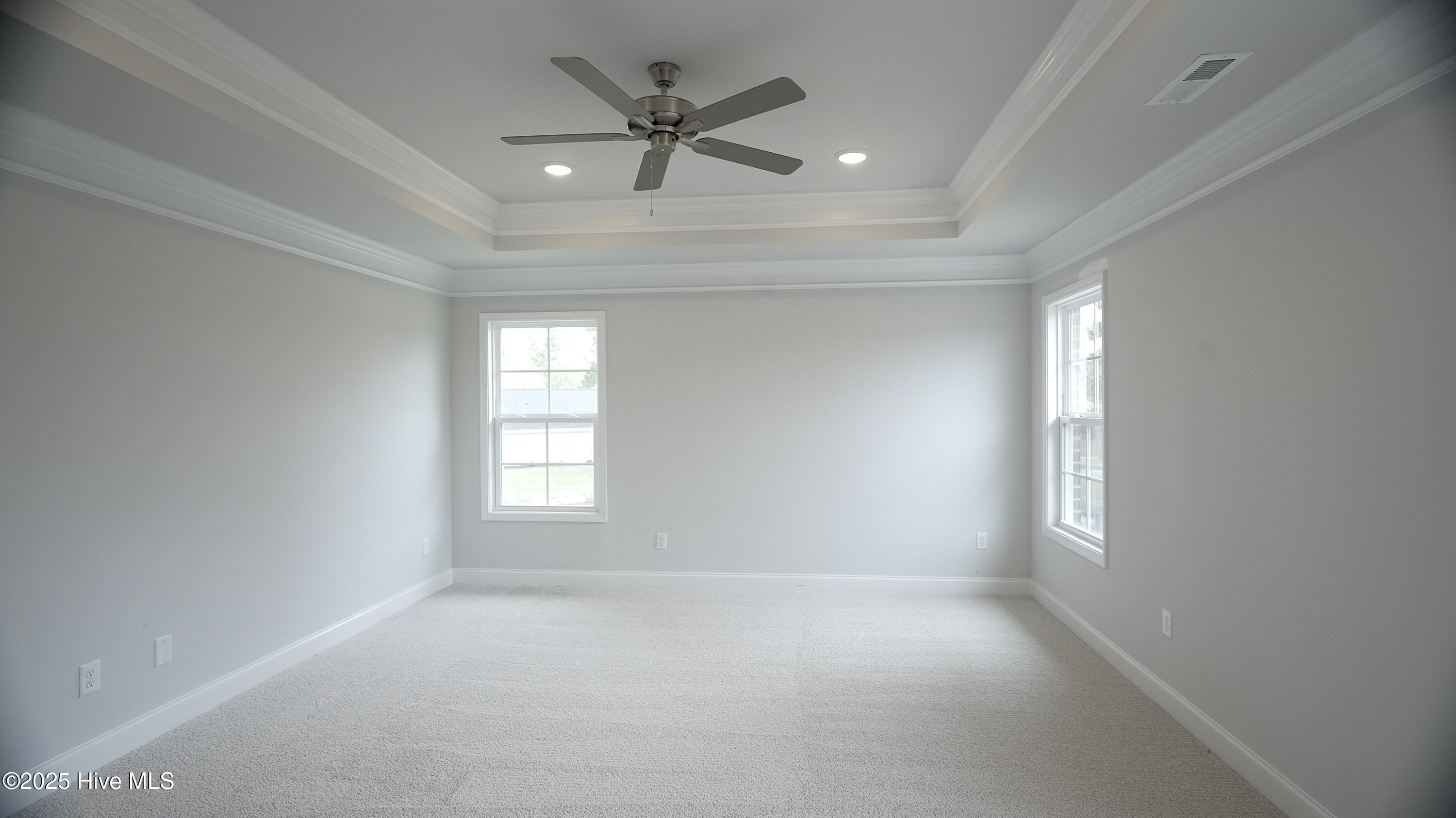 100428126 | Photo 22