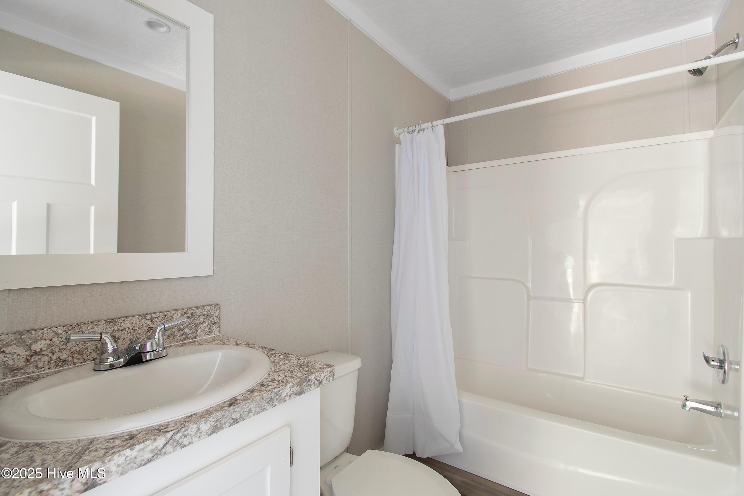 100542017 | Photo 20