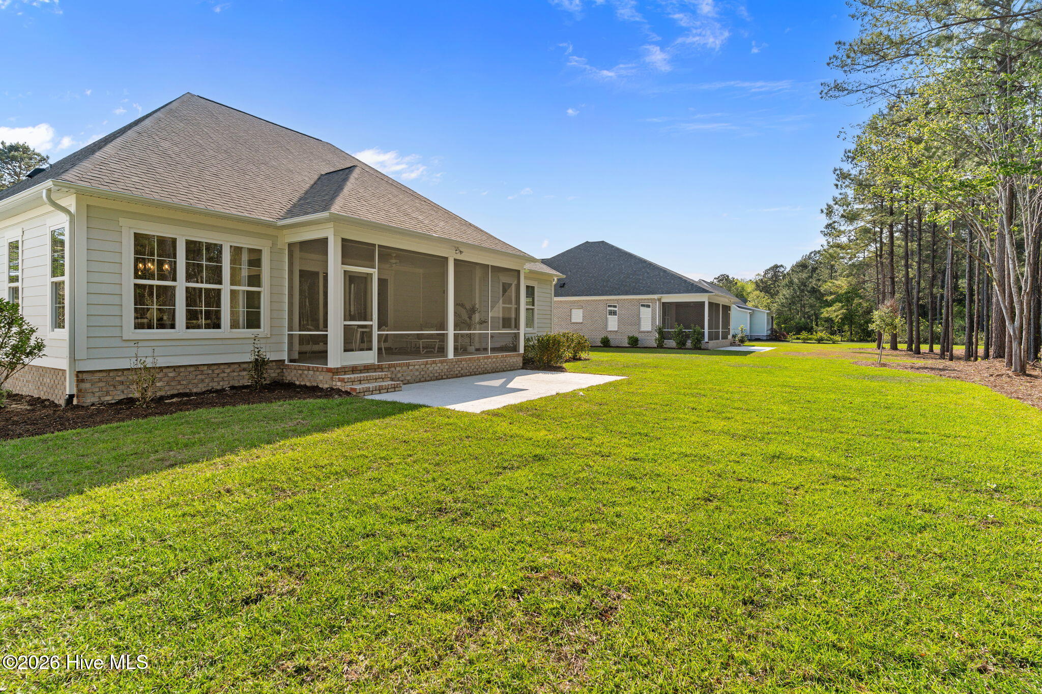 100554681 | Photo 40