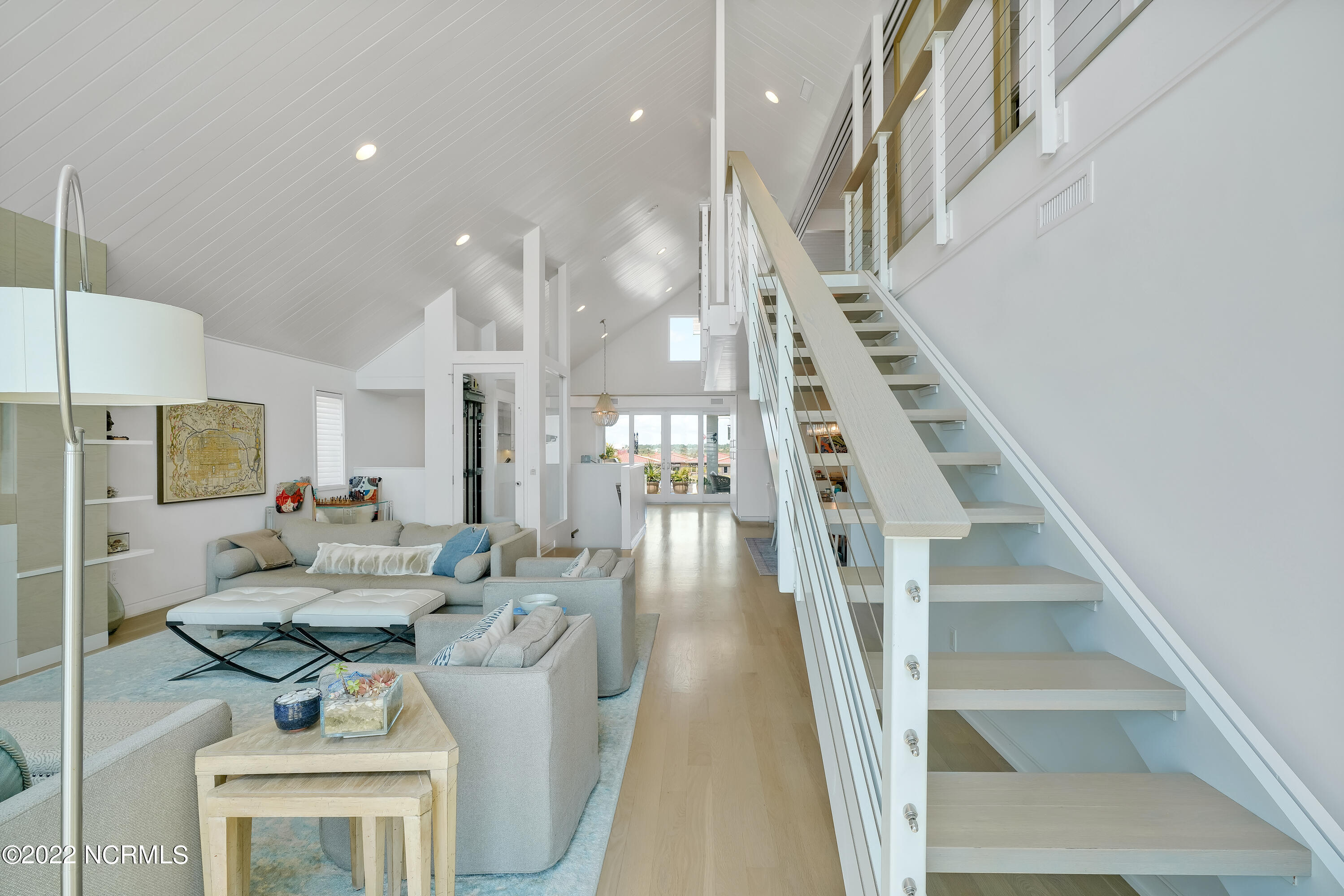 100462193 | Photo 37