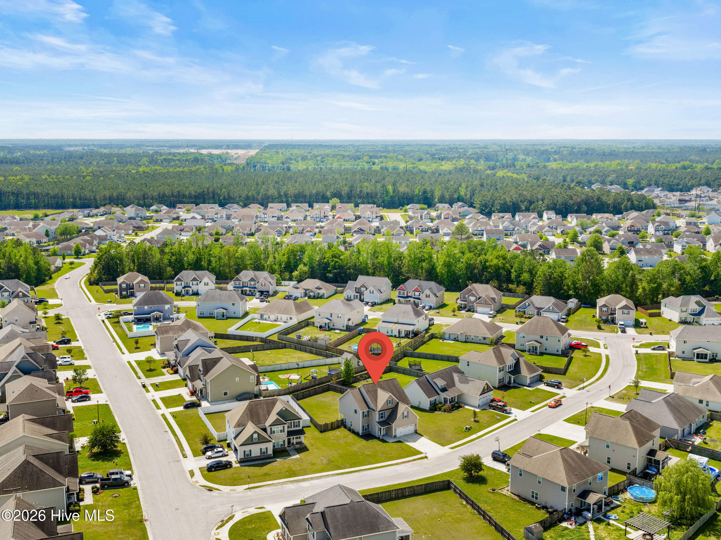 100568044 | Photo 52