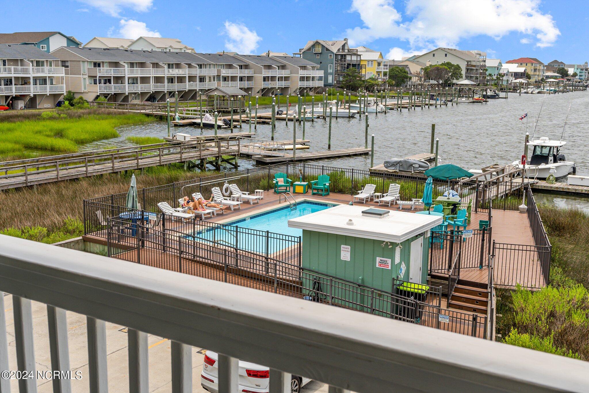 111 Florida Avenue UNIT Apt 10, Carolina Beach, NC, 28428