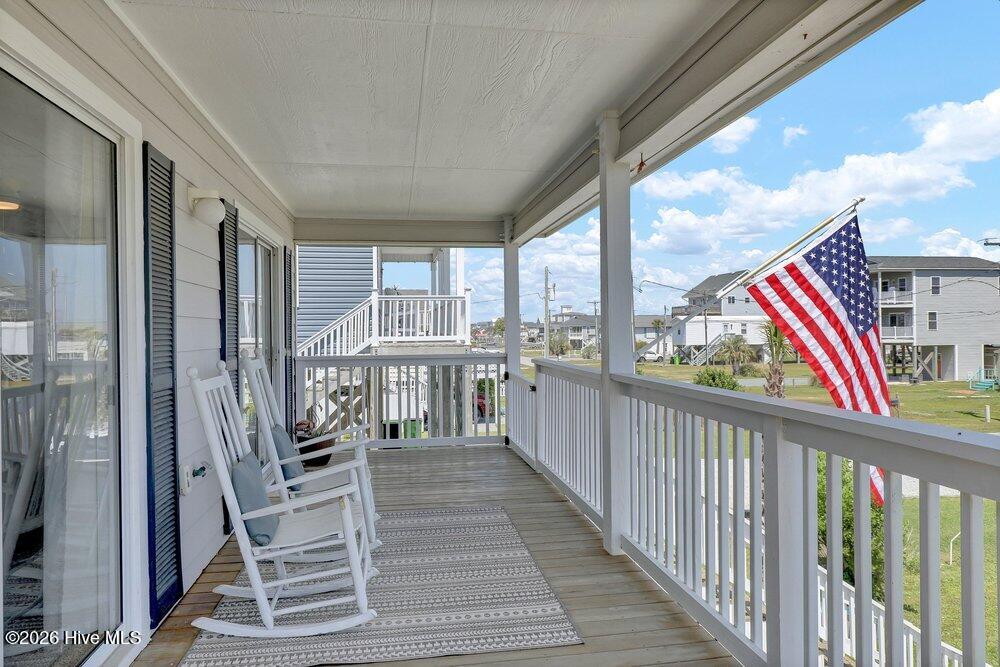 8007 8th Street, Surf City, NC, 28445
