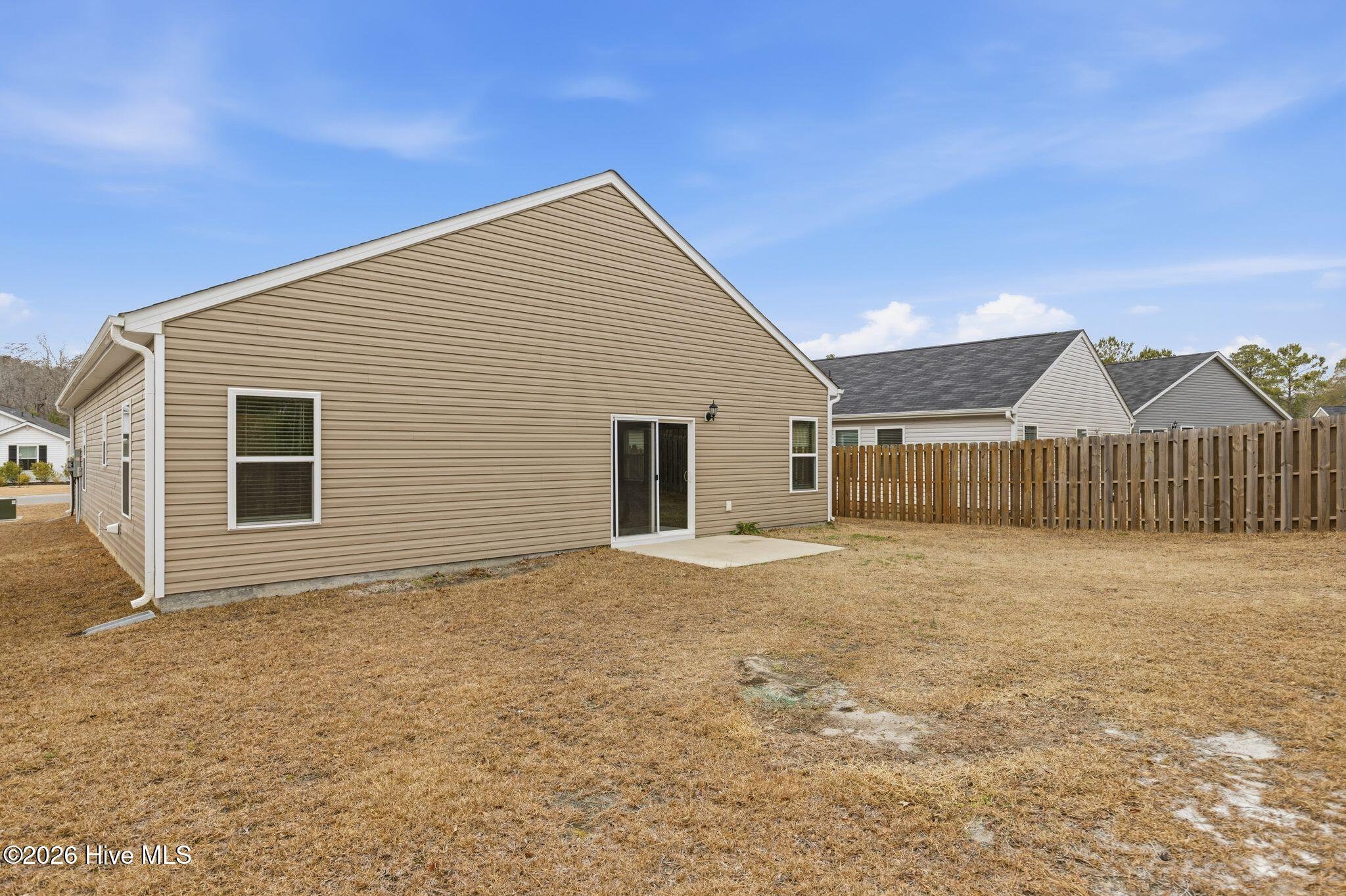 100556772 | Photo 44