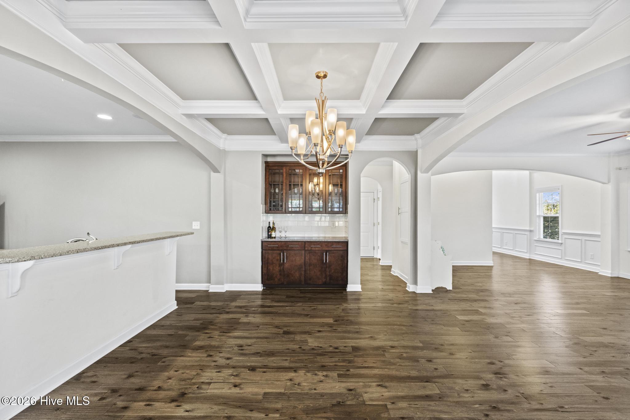 100554493 | Photo 13