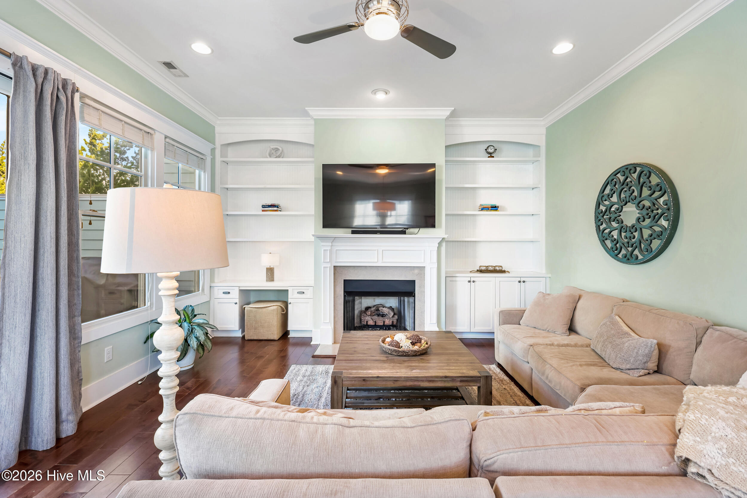 100553548 | Photo 25