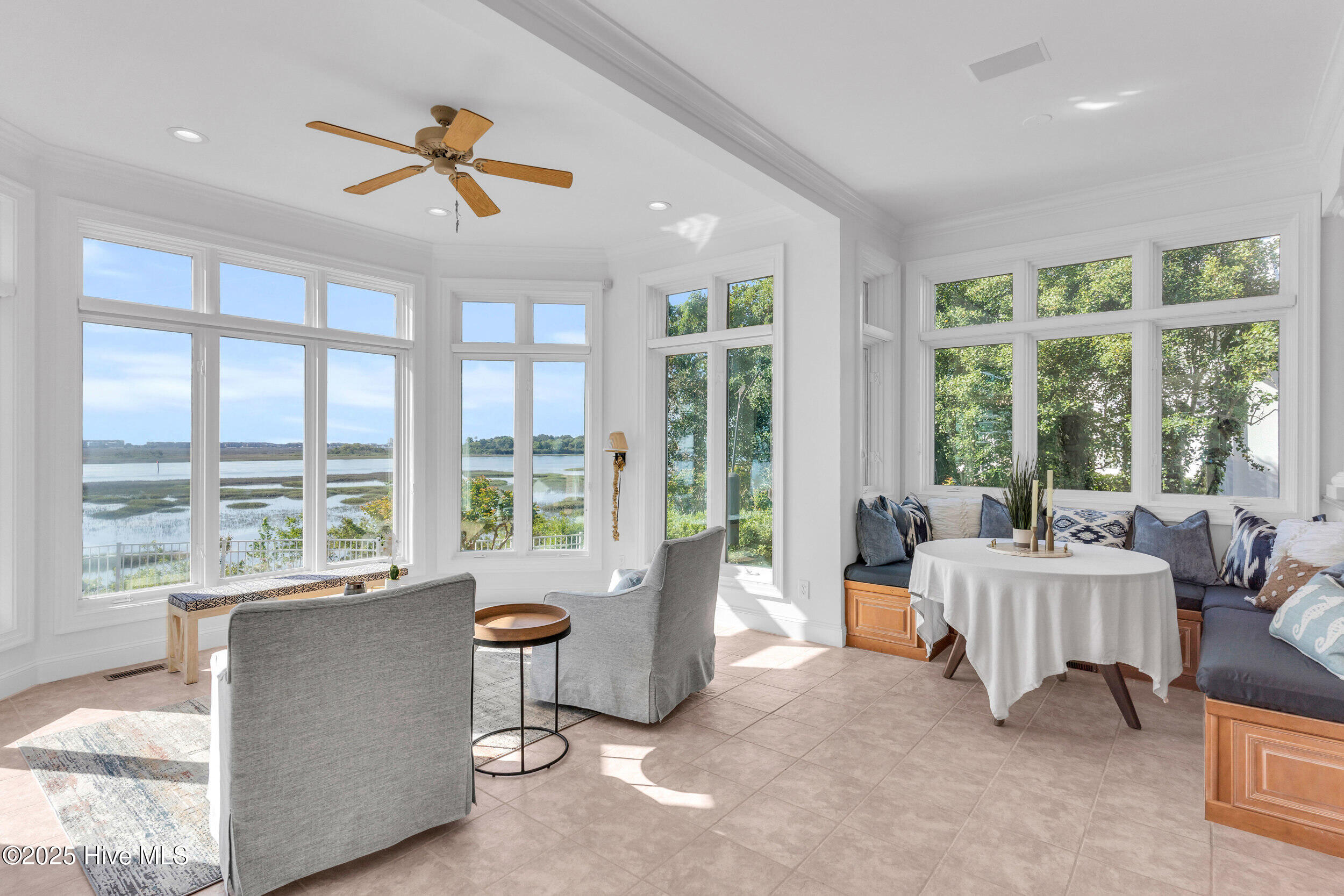 100505592 | Photo 15