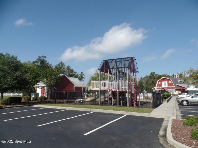 100529598 | Photo 40