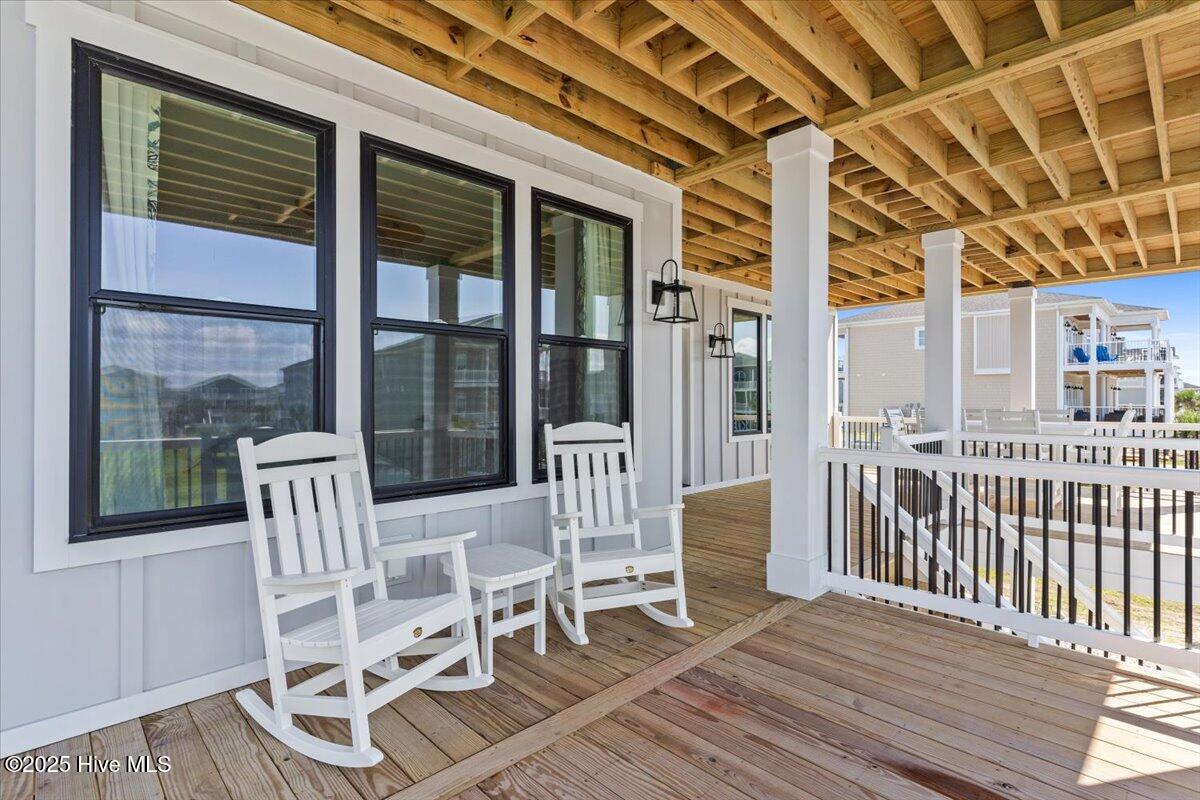 100526608 | Photo 80