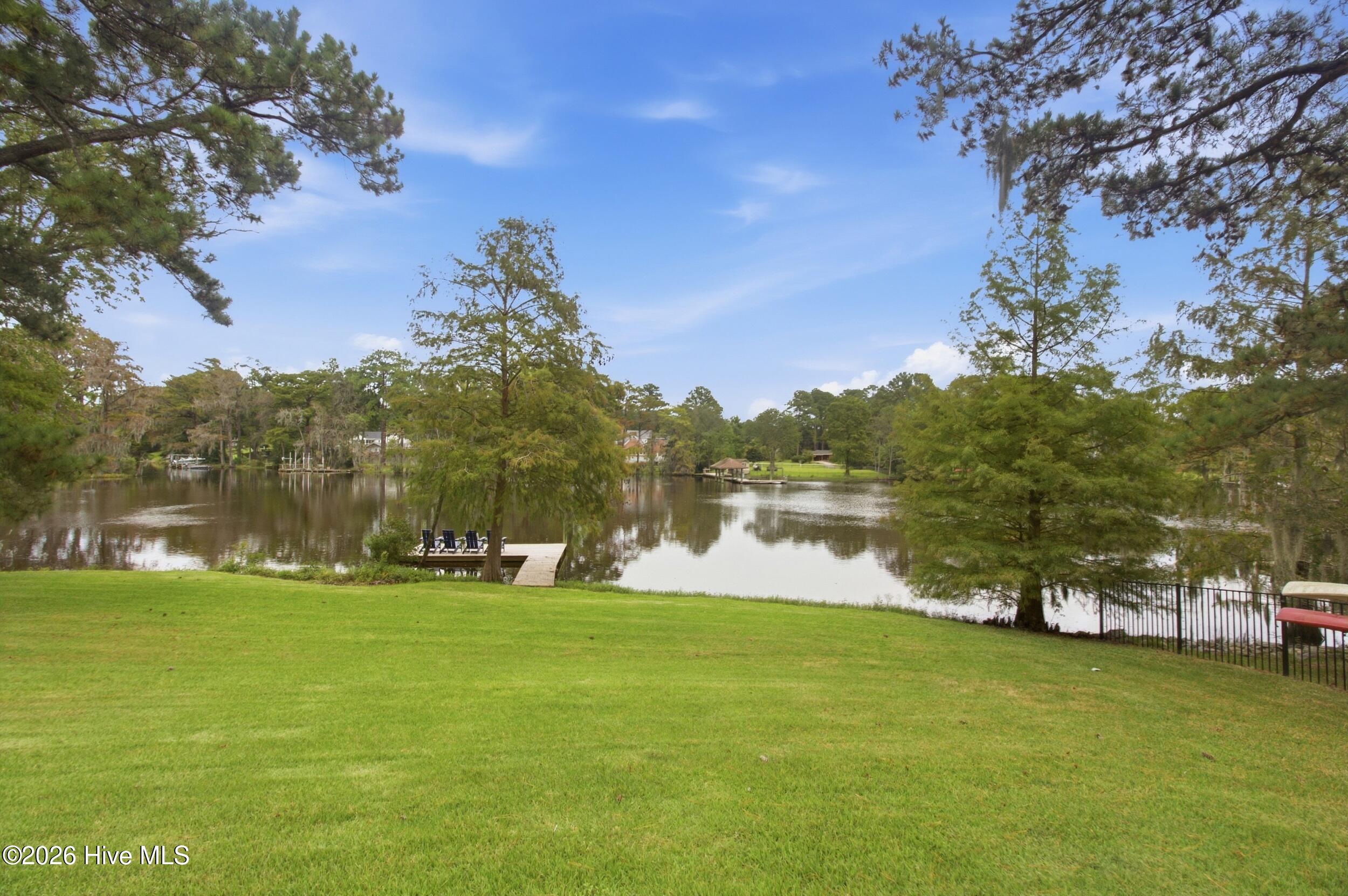 602 W Wilson Creek Drive,Trent Woods