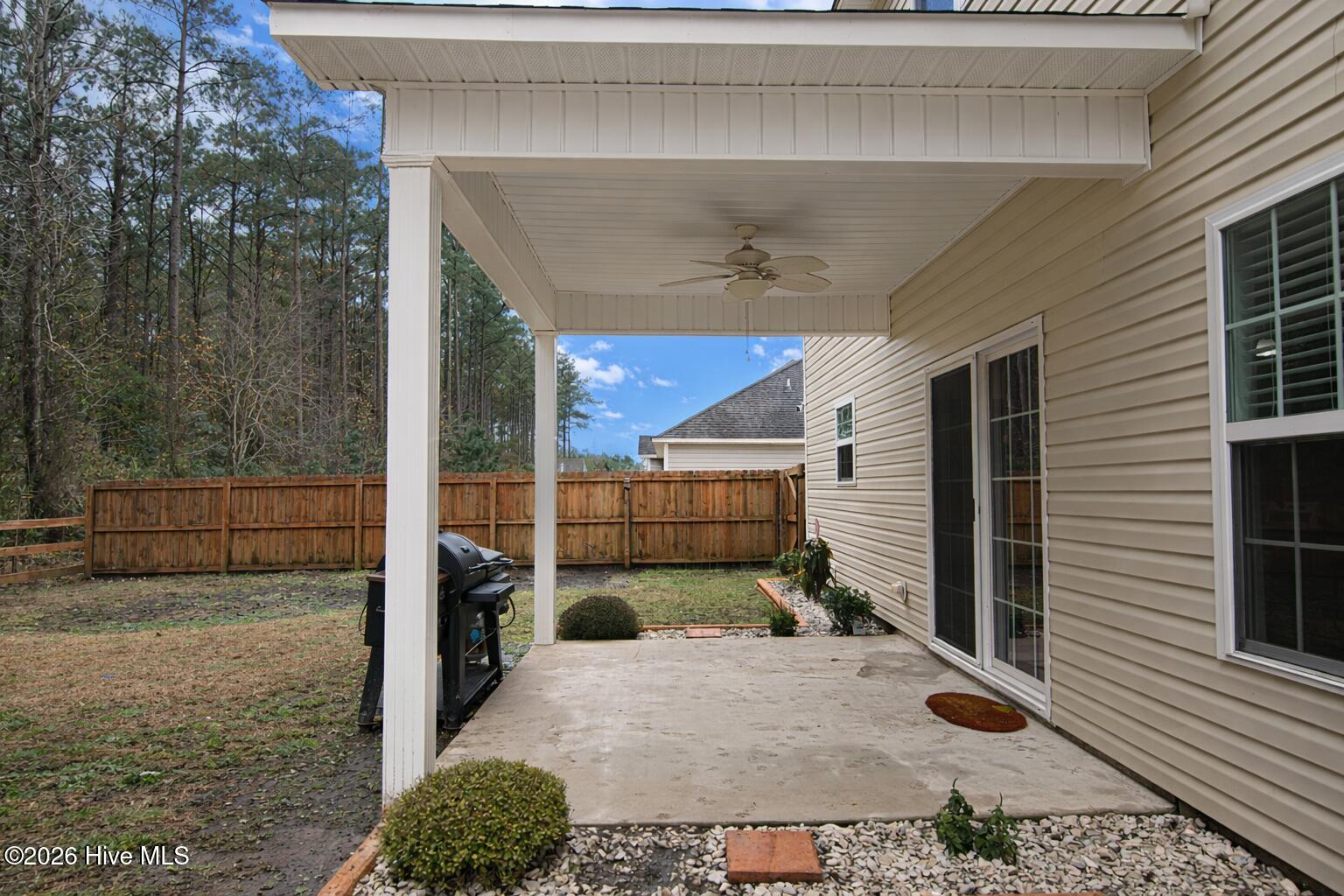 100545254 | Photo 41