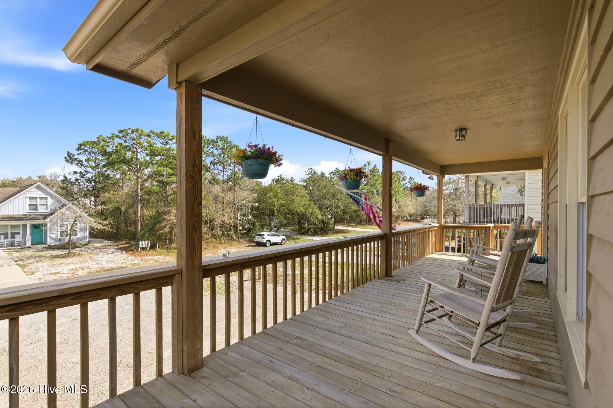 100564018 | Photo 31