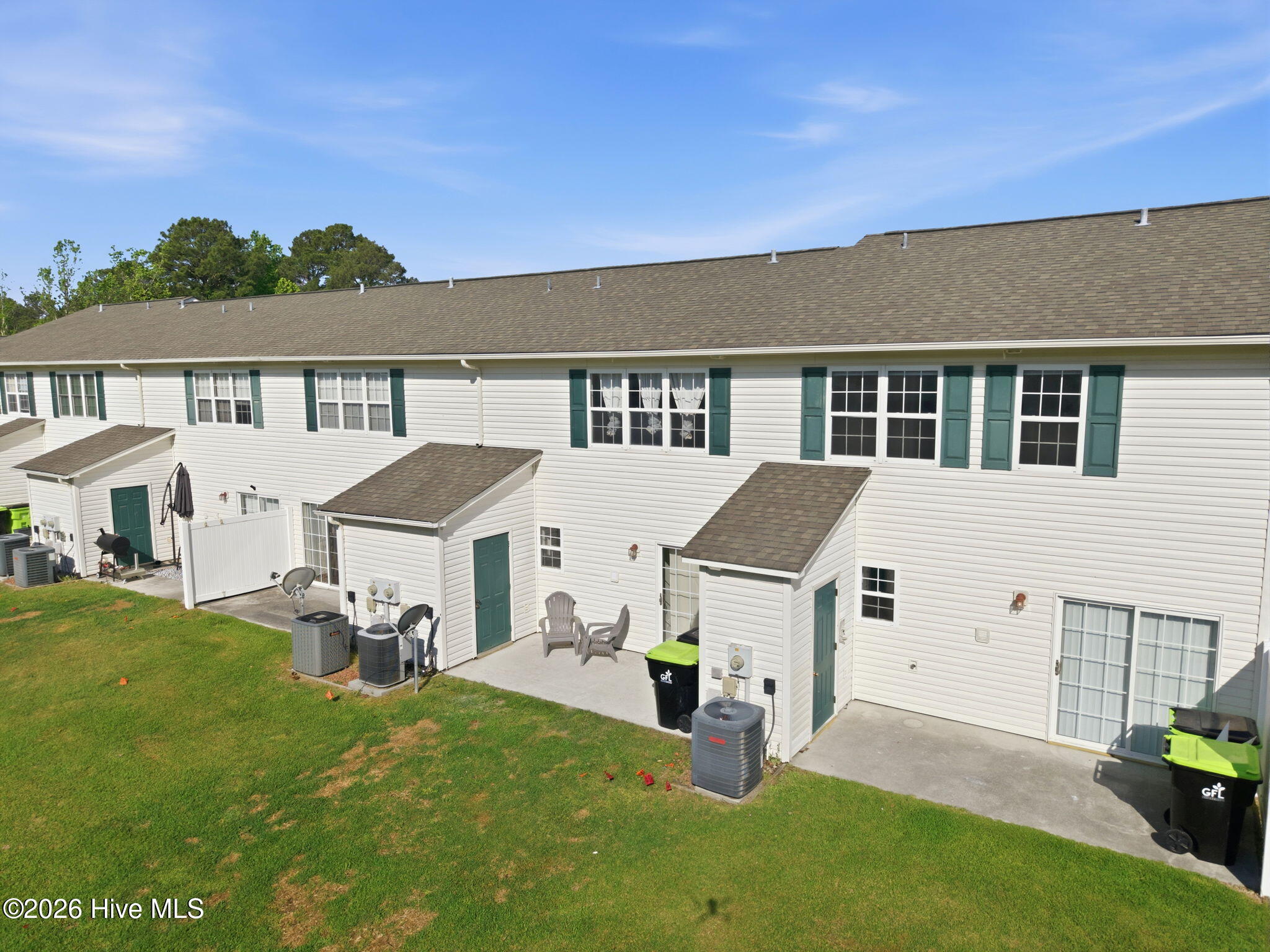 100568070 | Photo 19