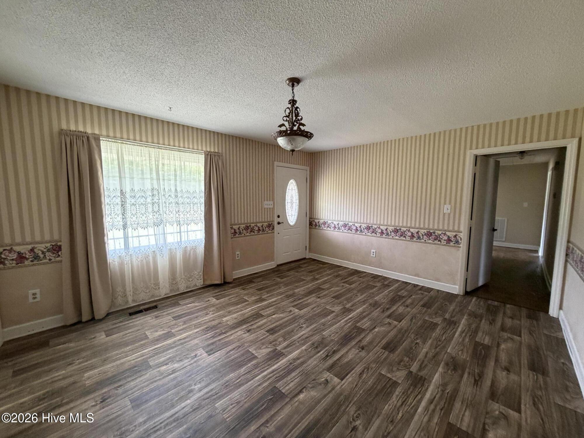 3144 Wintergreen Road,Cove City