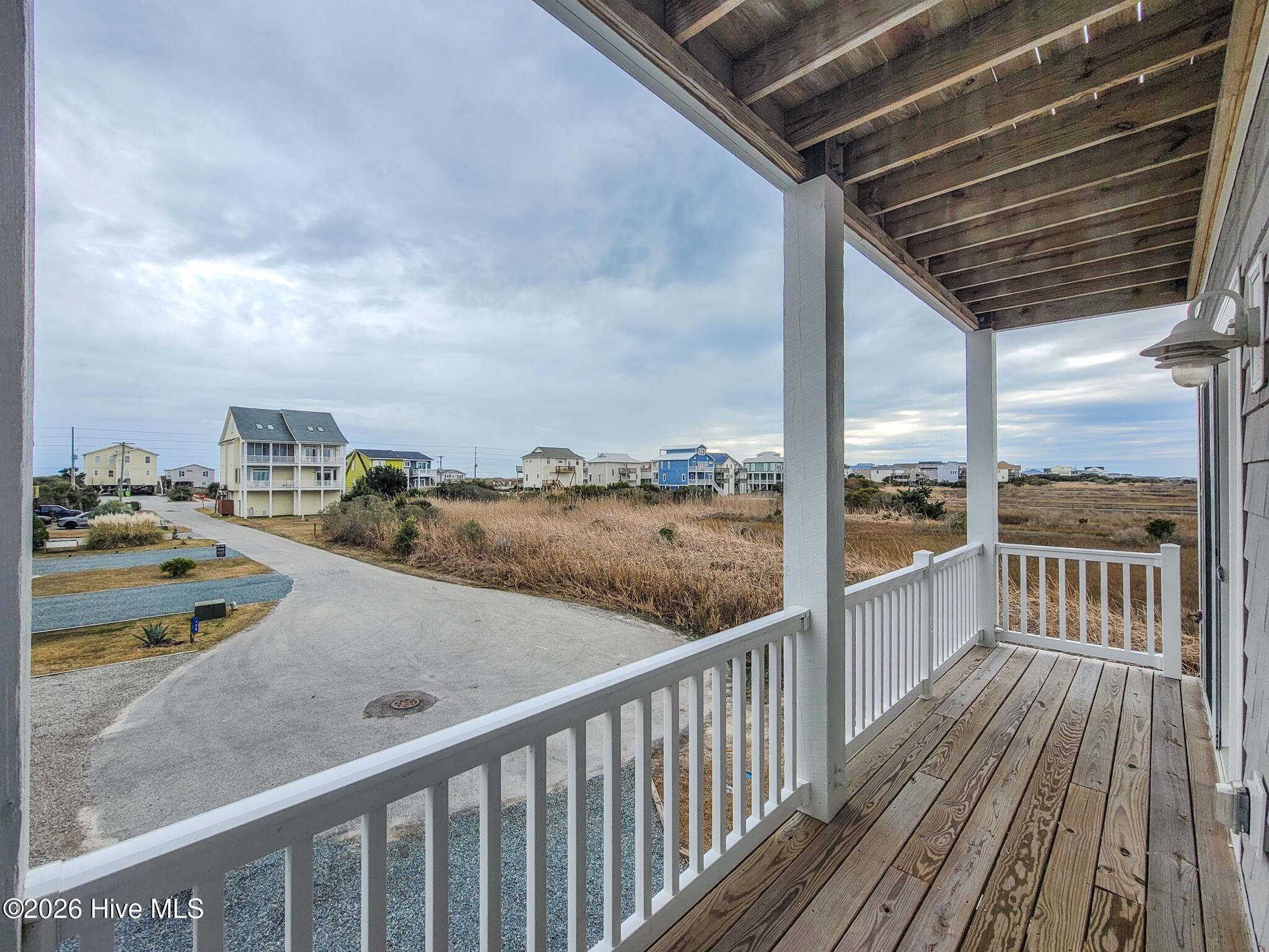 100553641 | Photo 52