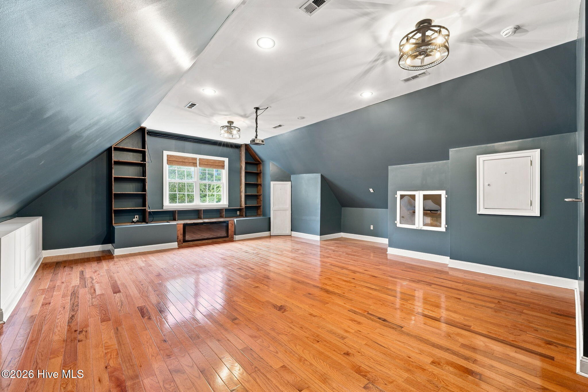 407 Rustic Court,Pollocksville