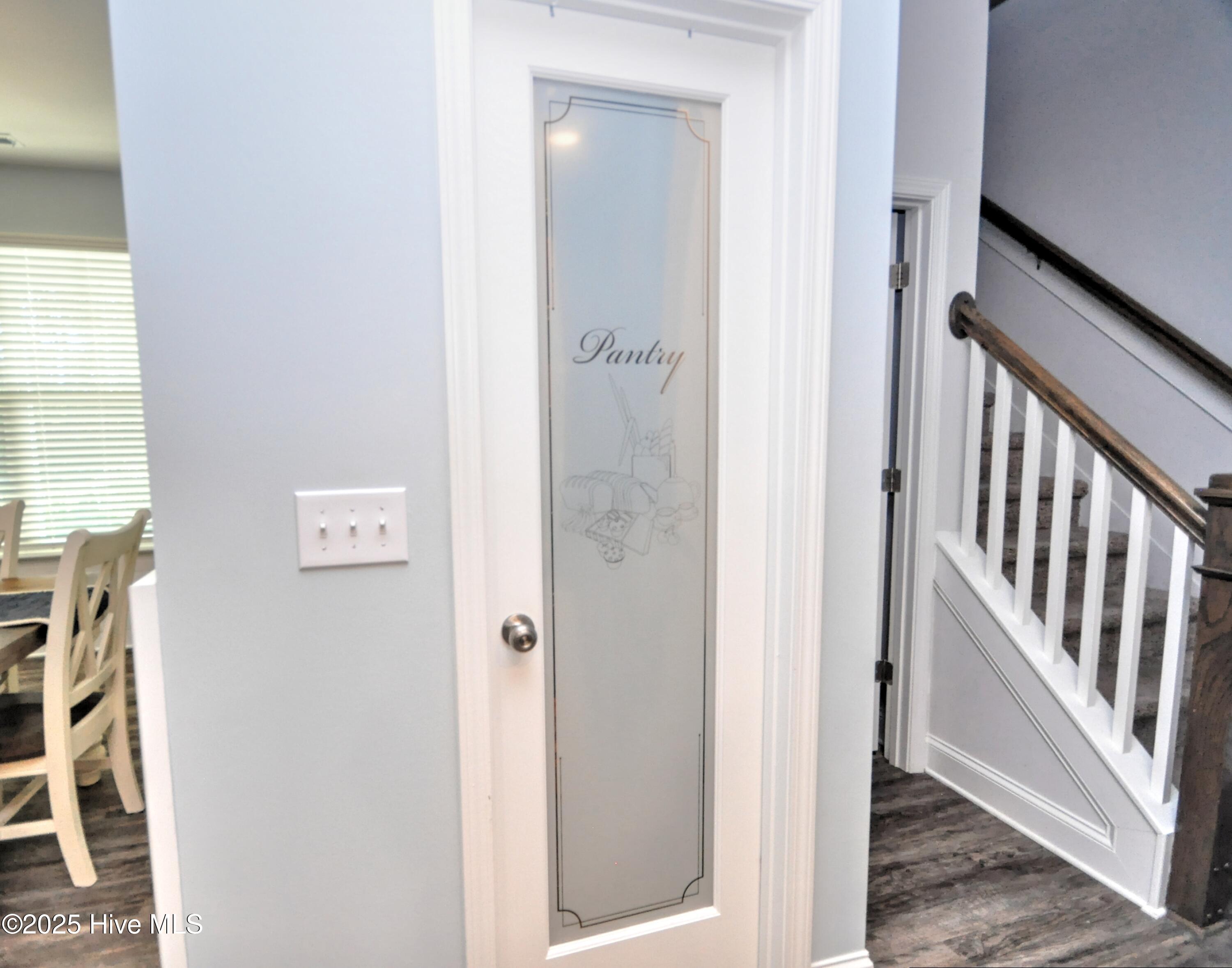 100541962 | Photo 15