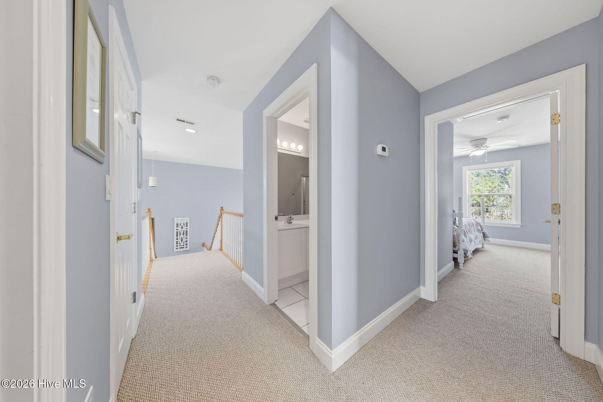 100558304 | Photo 45