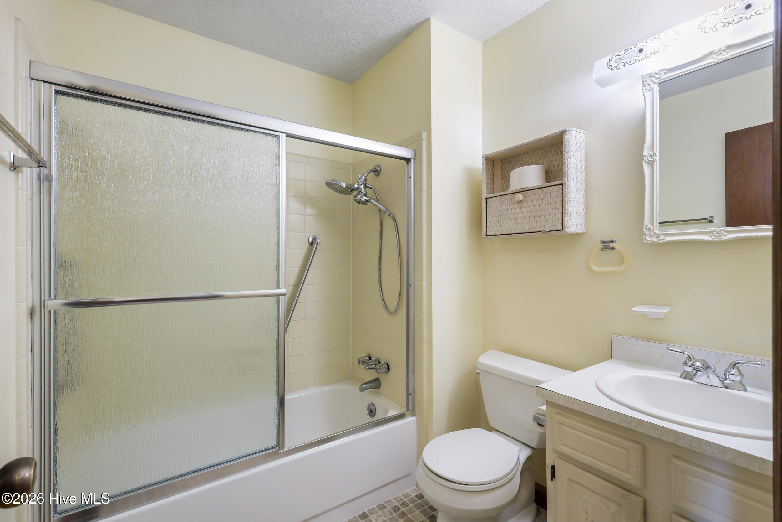 100567633 | Photo 27