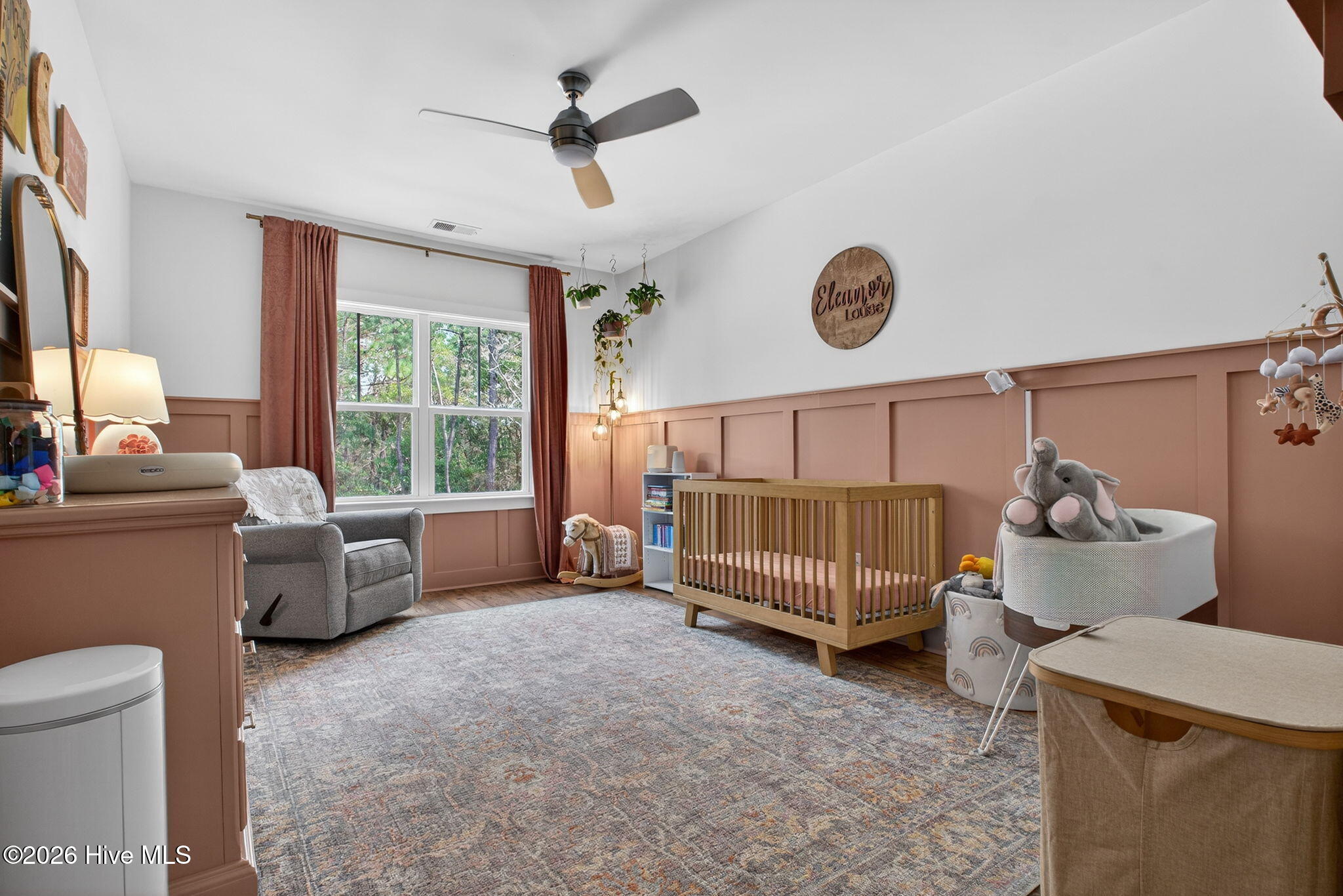 100559815 | Photo 47