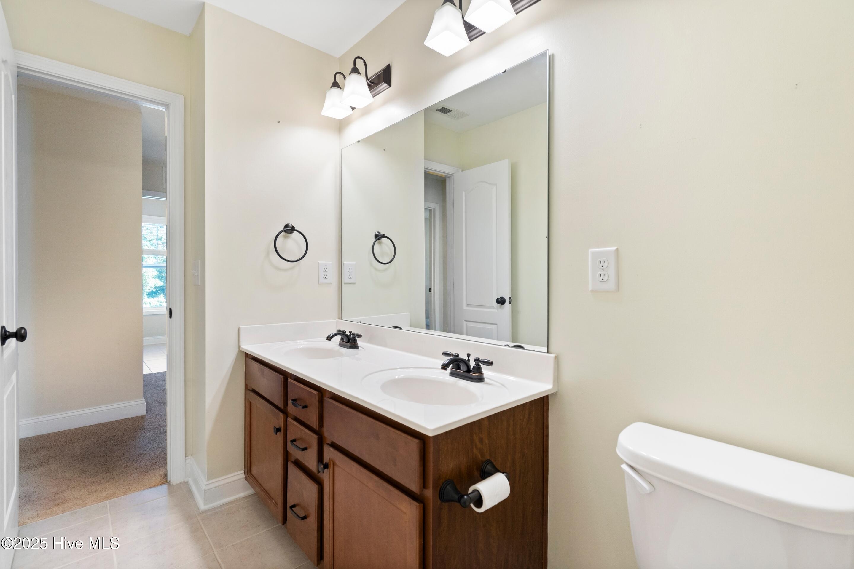 100506329 | Photo 34