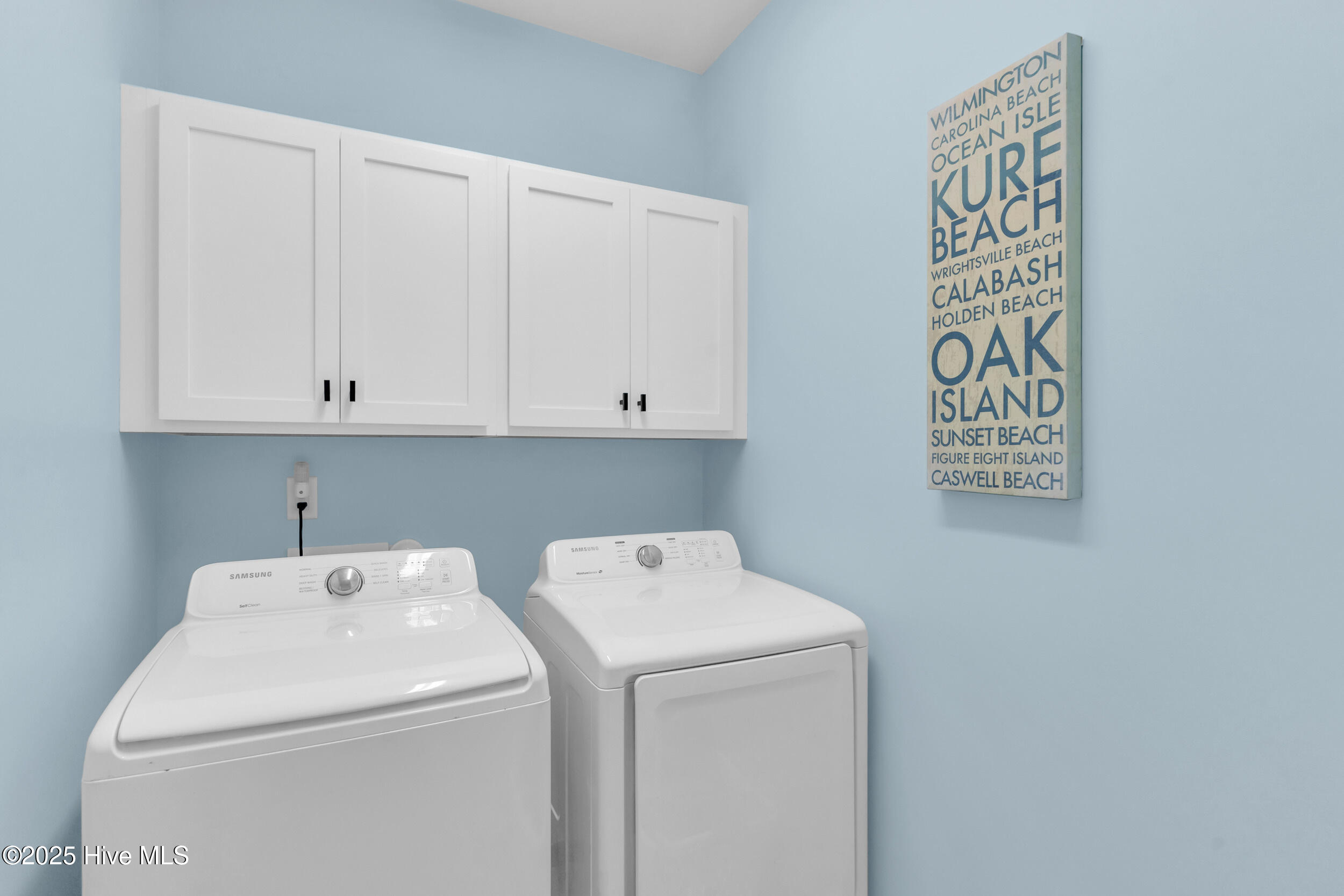 100549511 | Photo 41