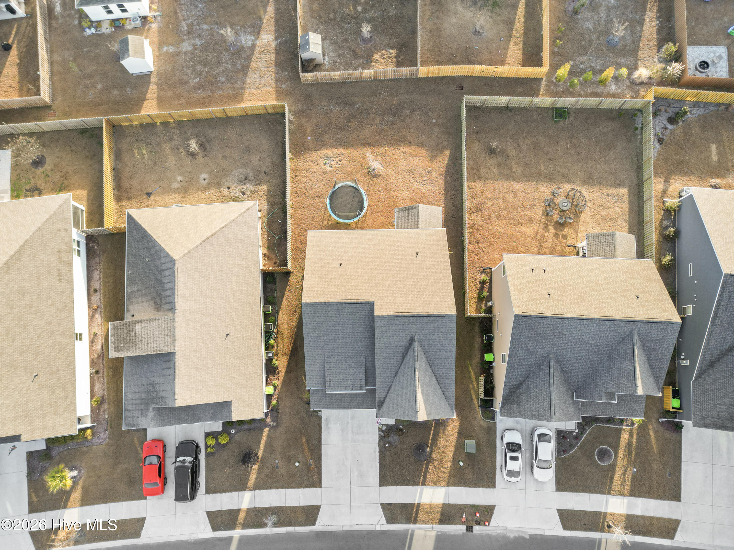 100547510 | Photo 51