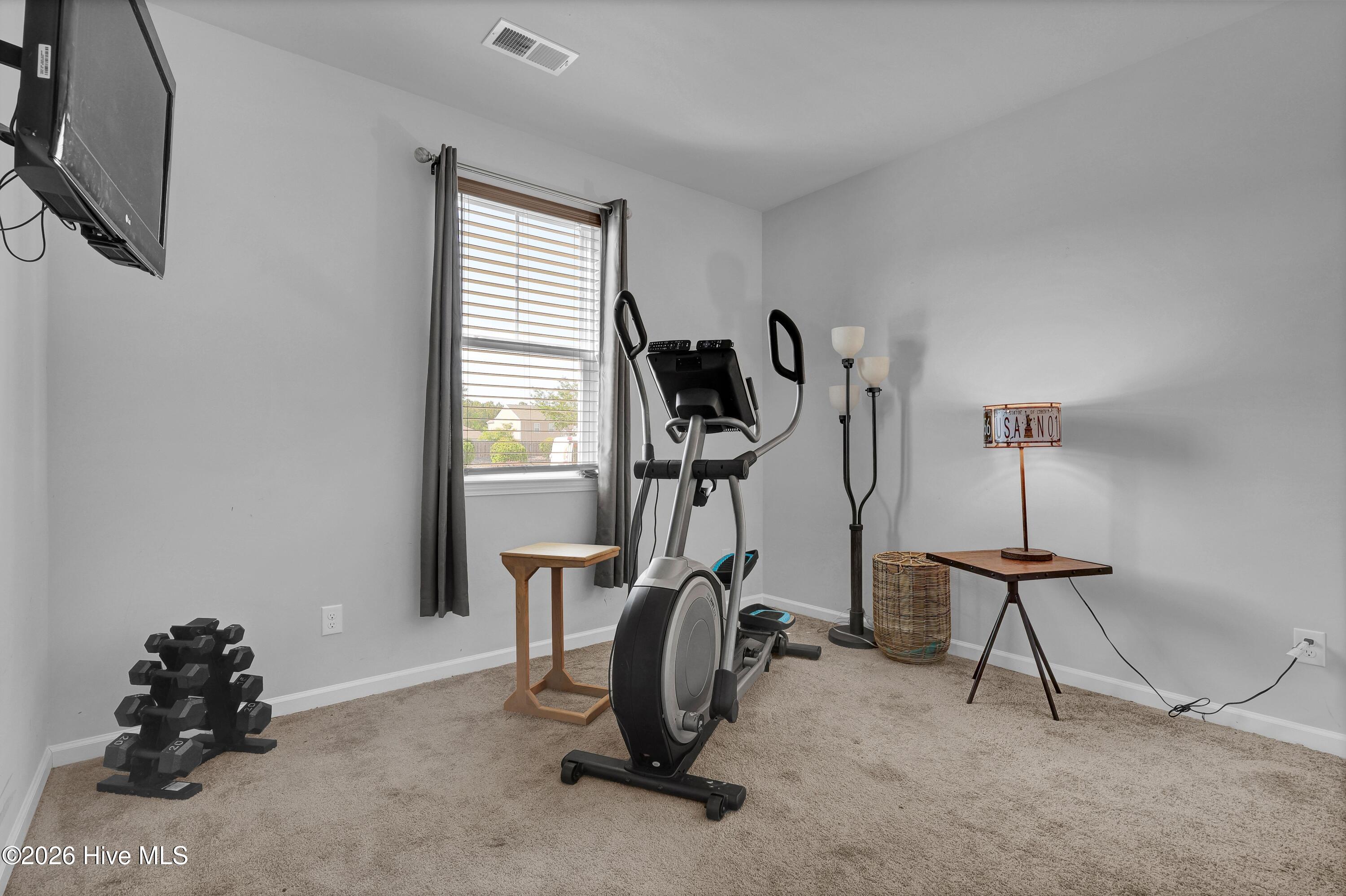 100567847 | Photo 19