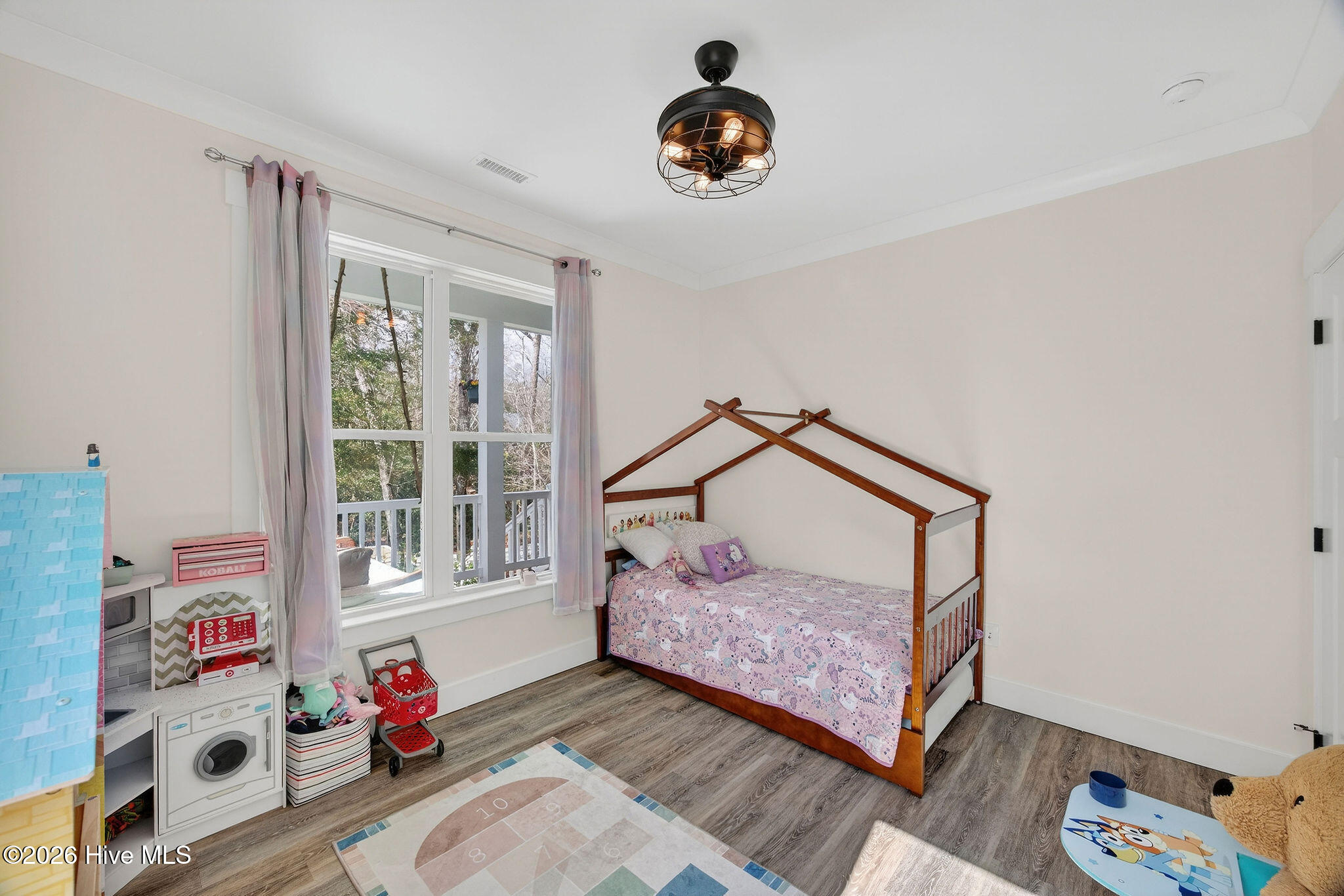 100555452 | Photo 29