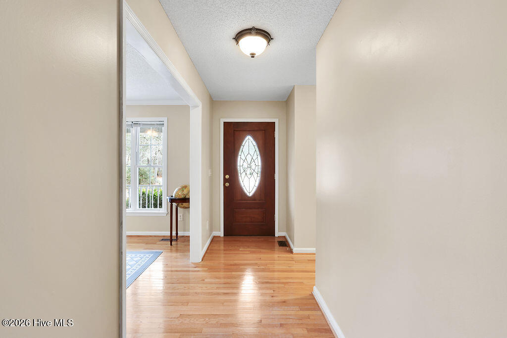 100551760 | Photo 10