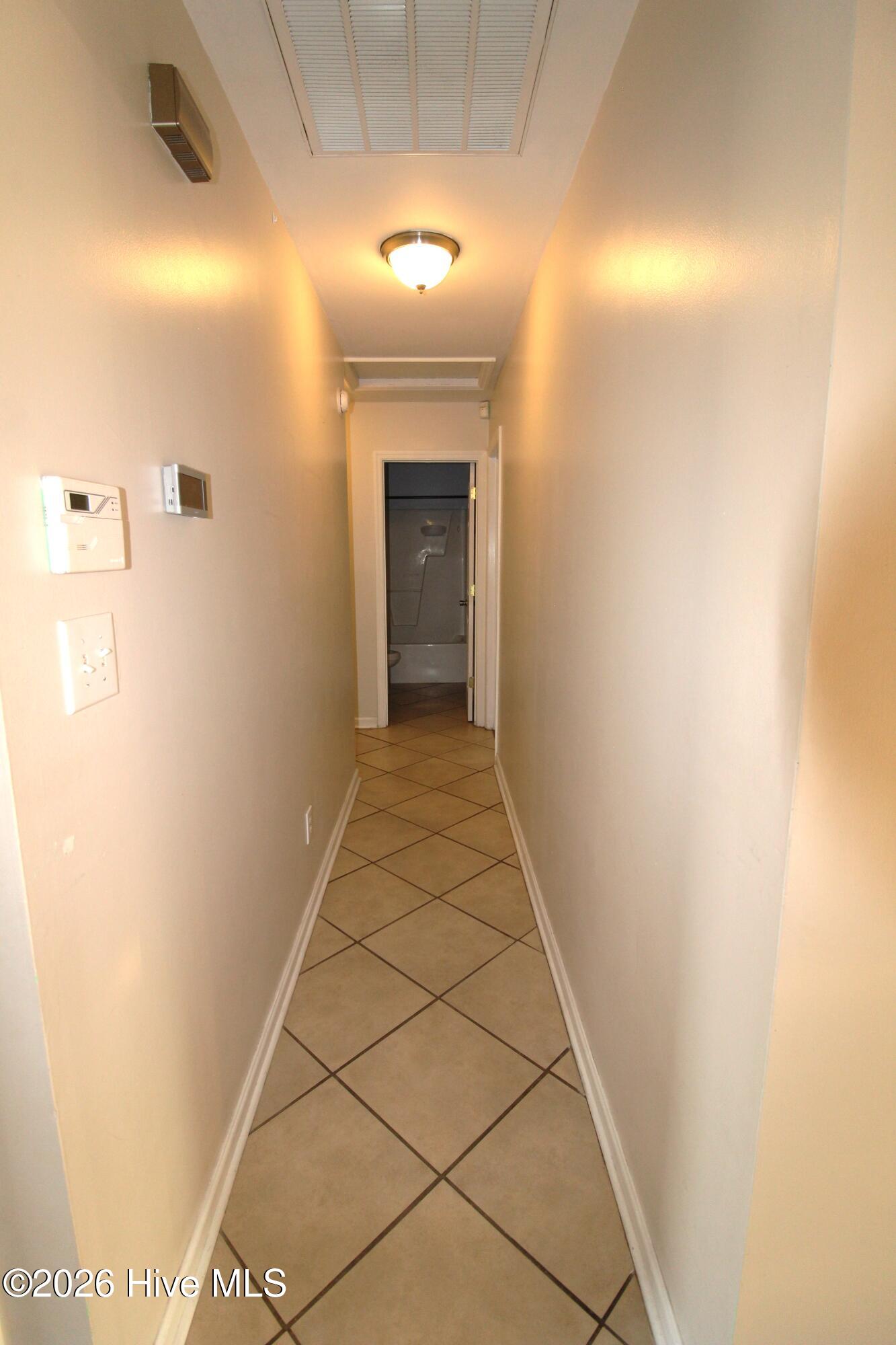 100558935 | Photo 29